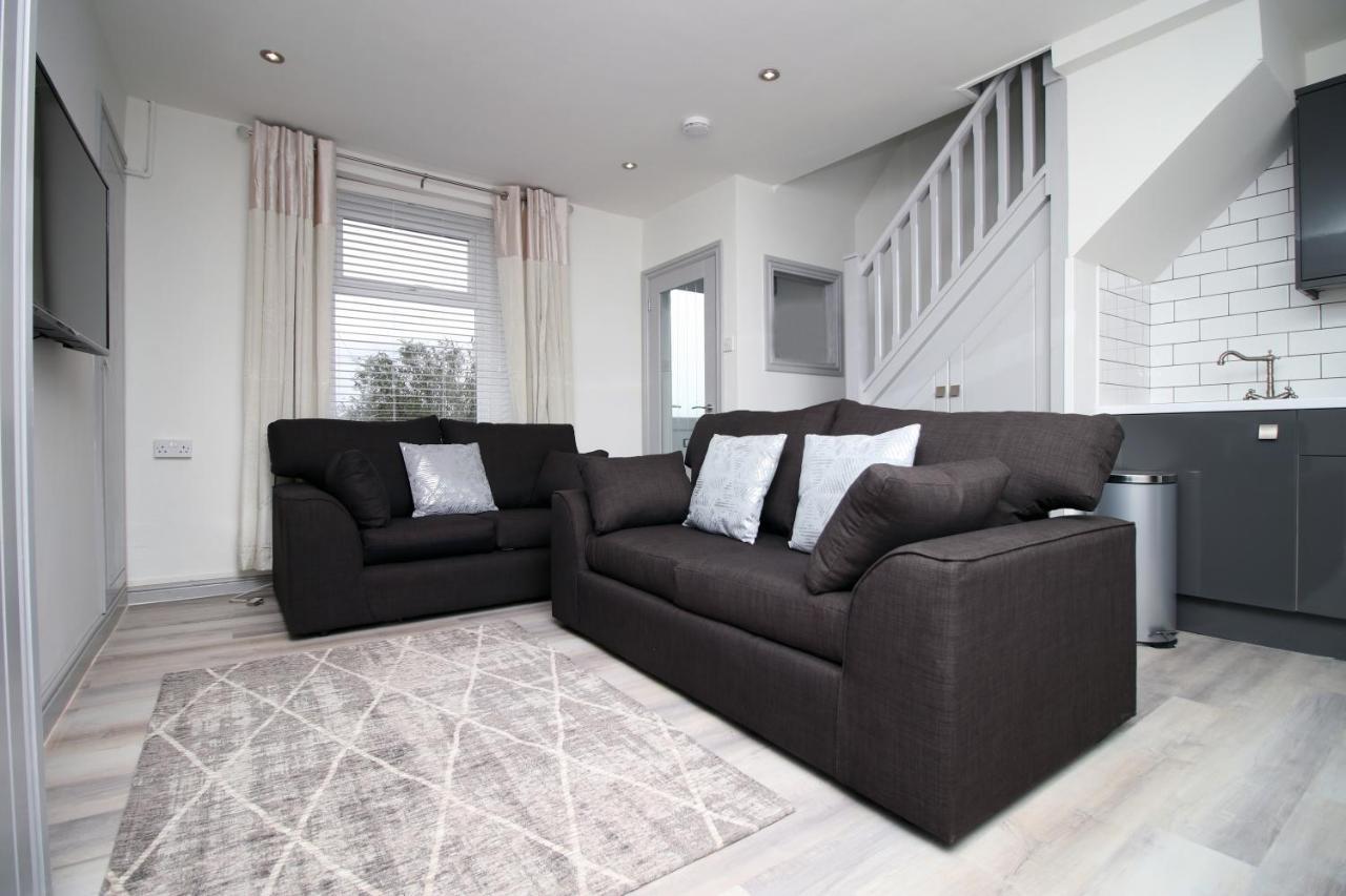 Ferienwohnung Sleeps 6, Smart Tv'S, Parking Swansea & Morriston Hospital Exterior foto