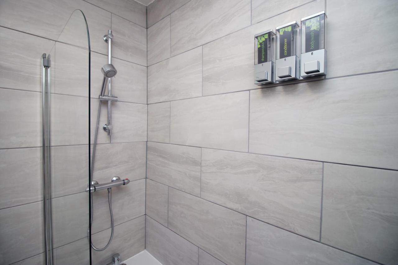 Ferienwohnung Sleeps 6, Smart Tv'S, Parking Swansea & Morriston Hospital Exterior foto