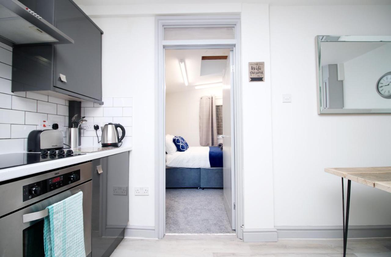 Ferienwohnung Sleeps 6, Smart Tv'S, Parking Swansea & Morriston Hospital Exterior foto